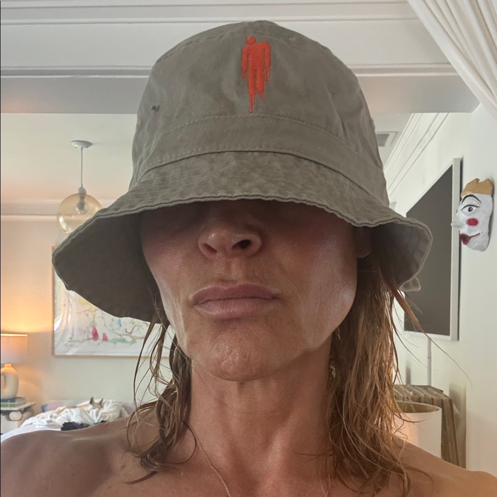 Billie Eilish concert  Bucket Hat